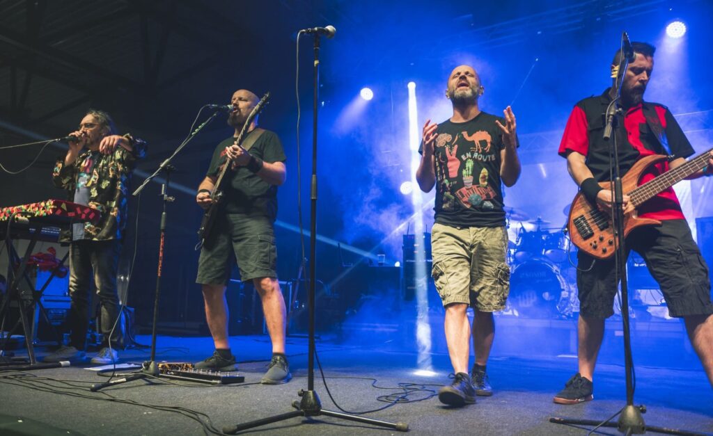 Projektna Produkcija - Projekt - Hladno Pivo